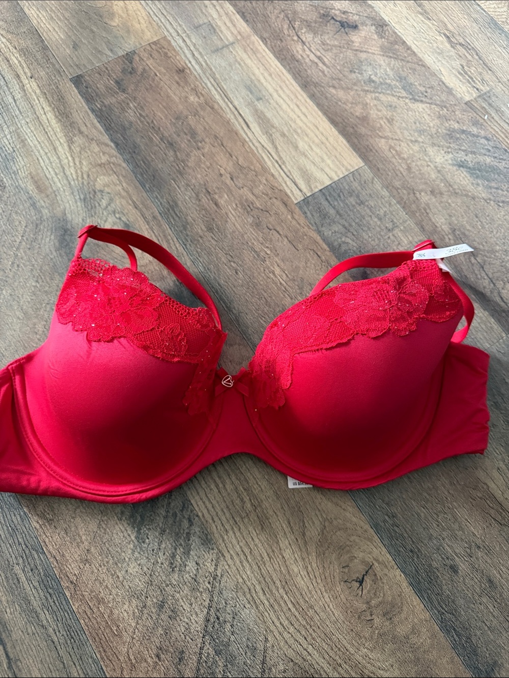 Victoria's Secret Red Lace T-Shirt Bra